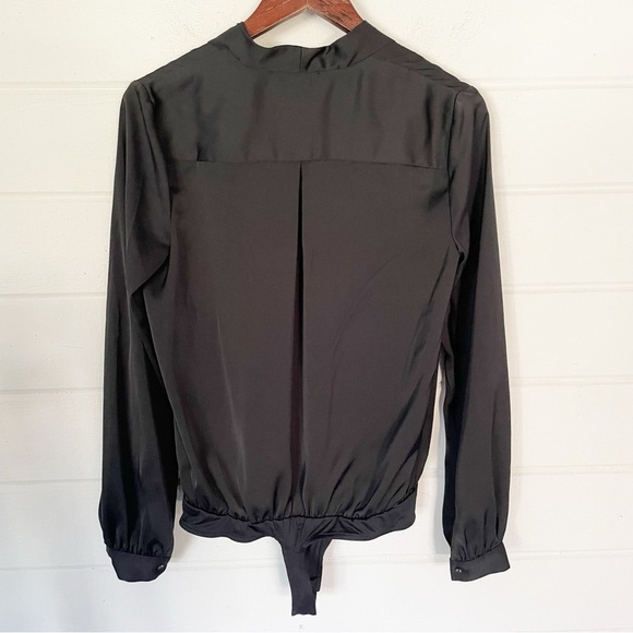 NWT L'Academie REVOLVE Black Long Sleeve Surplice Satin Bodysuit Size Small - Picture 9 of 10